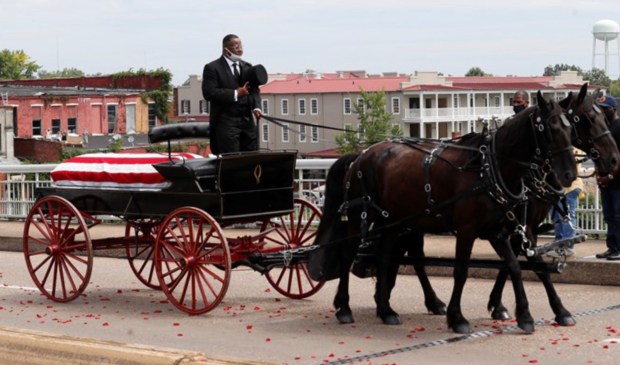 9044039A-06F8-42D8-87F5-D53797476BF6